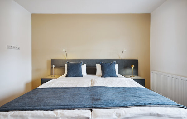 Apartment - Naumburg OT Roßbach , Germany - DTH290 605