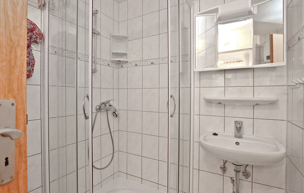 Ferienhaus - Lietzow auf Rügen , Deutschland - DZV034 701