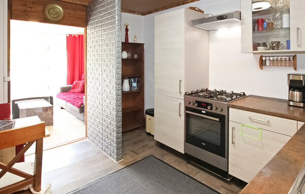Holiday Home - Cammin OT Riepke , Germany - DZV100 402