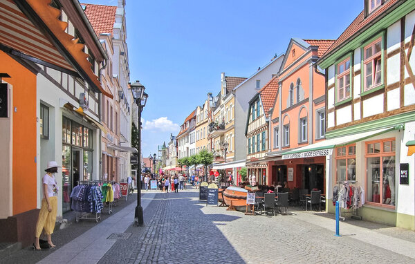 Ferienwohnung - Waren (Müritz) , Deutschland - DZV151 901