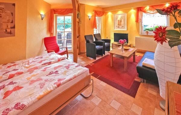 Ferienwohnung - Neustrelitz , Deutschland - DZV296 601
