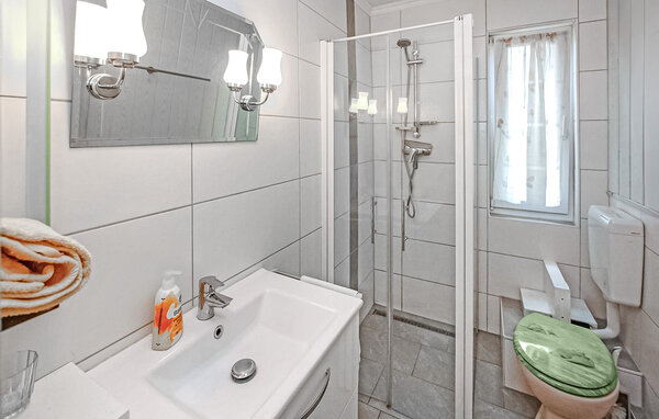 Apartamento - Mühl Rosin , Alemania - DZV298 701