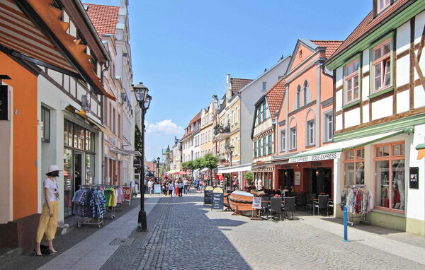 Ferienwohnung - Waren (Müritz) , Deutschland - DZV393 903