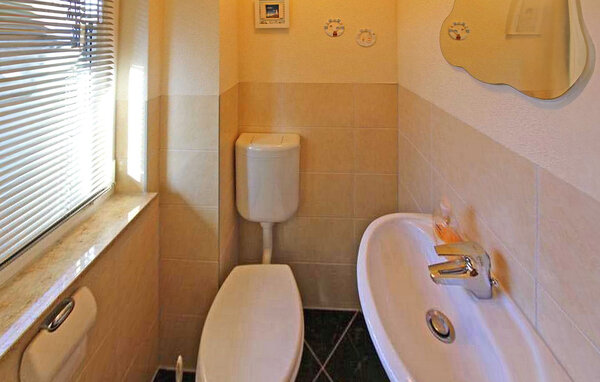 Holiday Home - Waren (Müritz) , Germany - DZV458 9