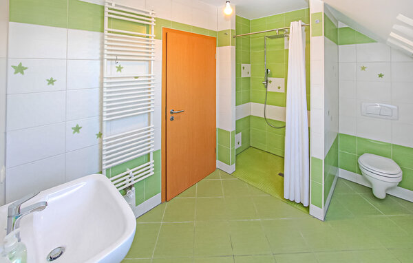 Apartment - Zwiedorf , Germany - DZV768 702