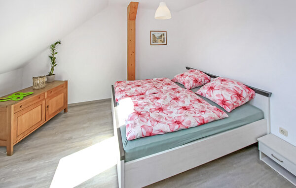 Apartment - Zwiedorf , Germany - DZV768 601