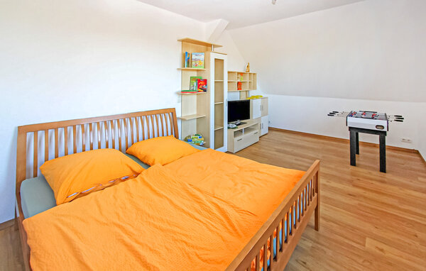 Apartment - Zwiedorf , Germany - DZV768 604