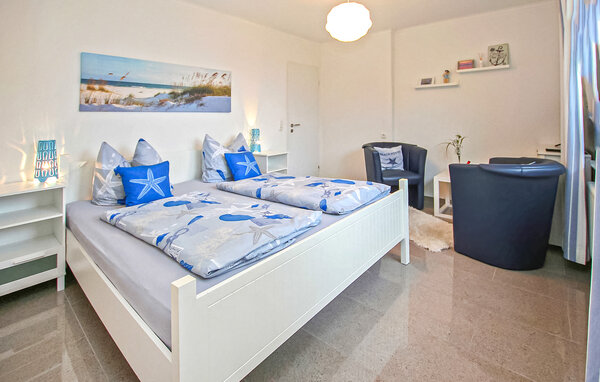 Apartment - Waren (Müritz) , Germany - DZV792 602