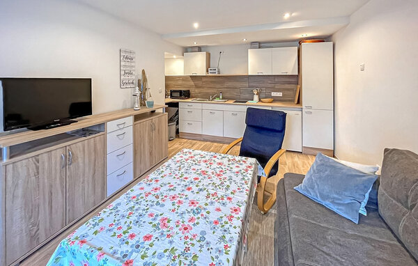 Apartment - Waren (Müritz) , Germany - DZV824 5