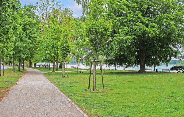 Apartment - Waren (Müritz) , Germany - DZV828 901