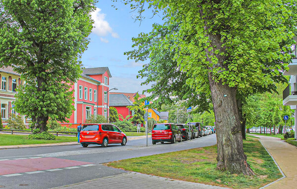 Apartment - Waren (Müritz) , Germany - DZV828 903