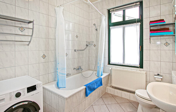 Apartment - Waren (Müritz) , Germany - DZV828 5