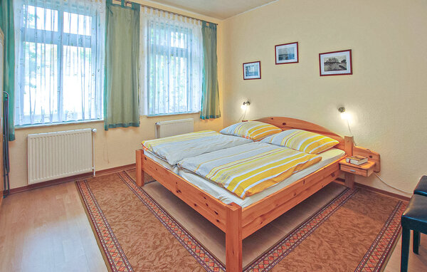 Apartment - Waren (Müritz) , Germany - DZV828 601