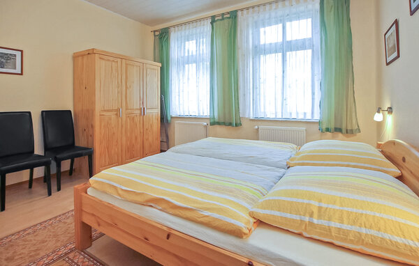 Apartment - Waren (Müritz) , Germany - DZV828 602