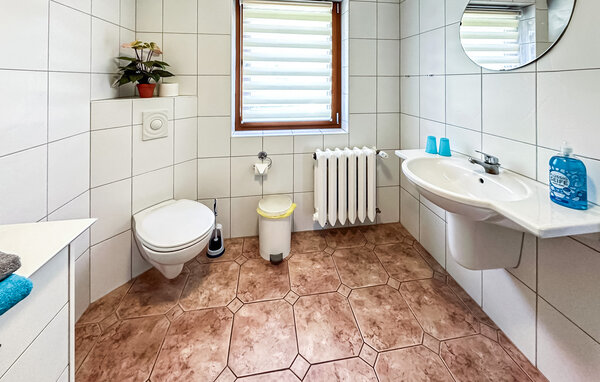 Apartment - Waren (Müritz) , Germany - DZV893 703
