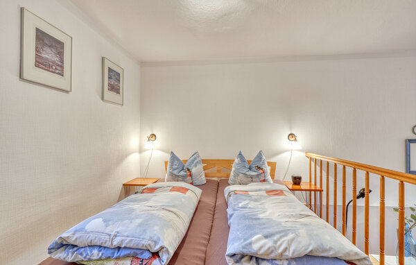 Apartment - Waren (Müritz) , Germany - DZV893 601