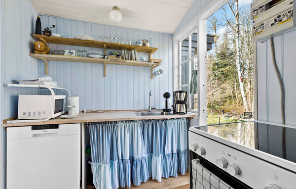 Holiday Home - Hornbæk Strand , Denmark - E01633 6