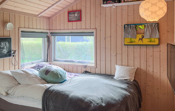 Holiday Home - Dronningmølle , Denmark - E02340 601