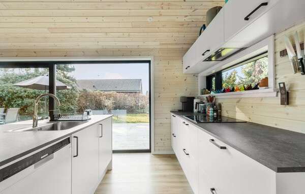 Semesterhus - Dronningmølle Strand , Danmark - E03413 7