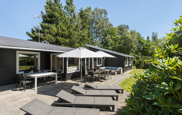 Semesterhus - Gilleleje , Danmark - E04619 9