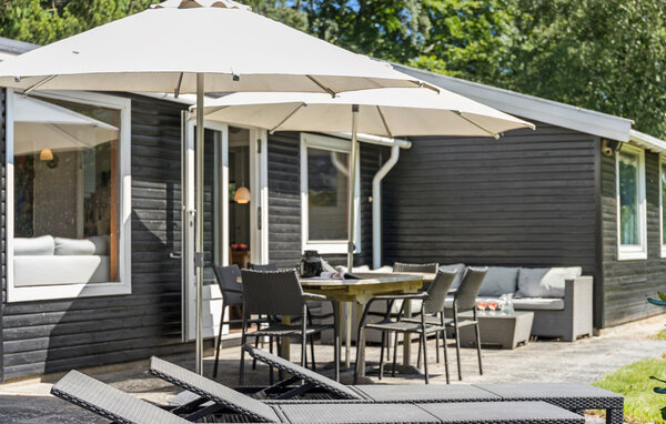 Semesterhus - Gilleleje , Danmark - E04619 104
