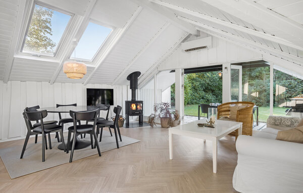 Semesterhus - Tisvildeleje Strand , Danmark - E09130 4