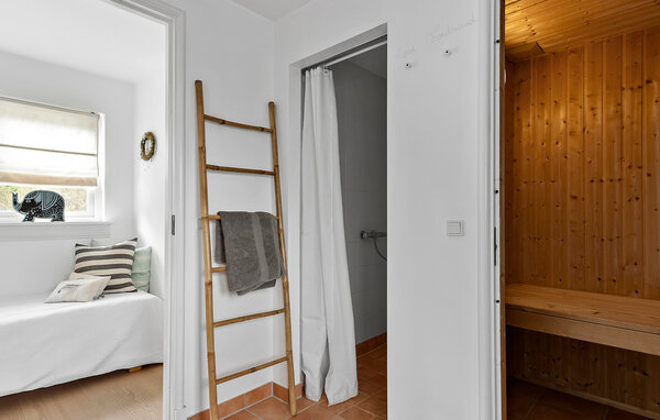 Semesterhus - Vejby Strand , Danmark - E09195 801