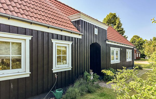 Semesterhus - Vejby Strand , Danmark - E09195 8