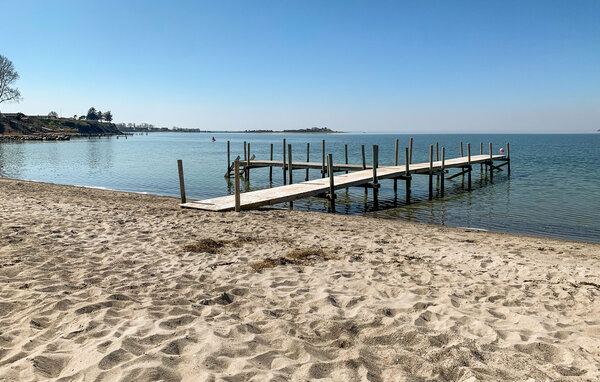 Semesterhus - Hesseløje Strand , Danmark - E1229 903