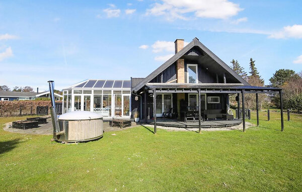 Semesterhus - Nødebohuse , Danmark - E13026 83