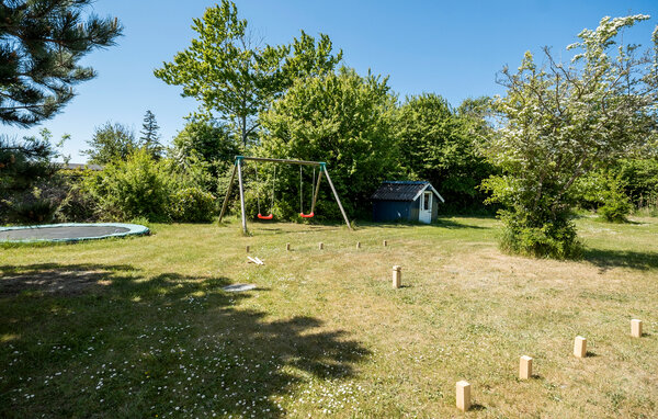 Semesterhus - Yderby Lyng Strand , Danmark - E18118 102