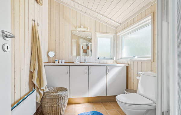 Semesterhus - Overby Lyng Strand , Danmark - E18366 701