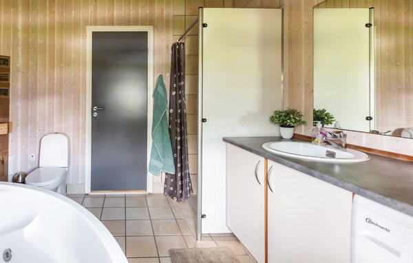 Semesterhus - Frølunde , Danmark - E20671 701