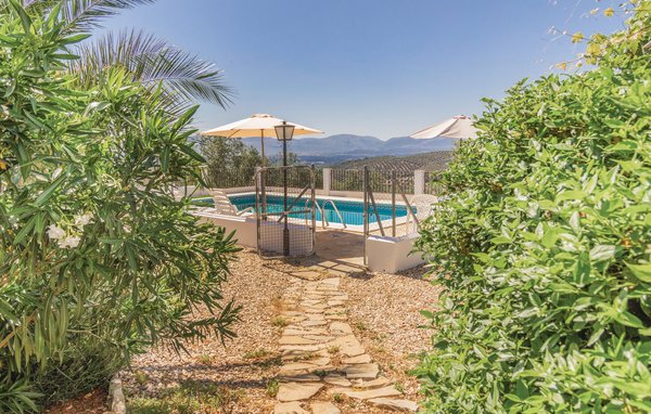 Semesterhus - Iznajar , Spanien - EAC013 14