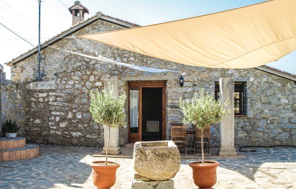 Casa de vacaciones - Villanueva Del Duque , España - EAC234 83