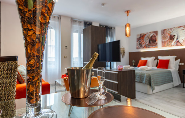 Apartamento - Sevilla , España - EAC679 302