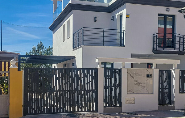 Vakantiehuis - Caleta de Velez , Spanje - EAG885 81