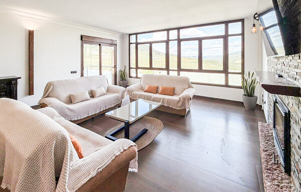 Vakantiehuis - Iznajar , Spanje - EAI085 301