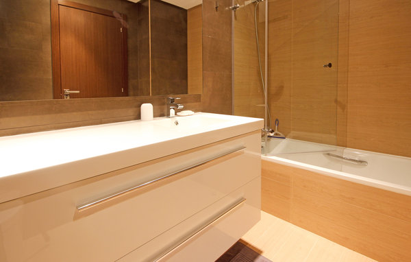 Apartment - Estepona , Spain - EAN106 701