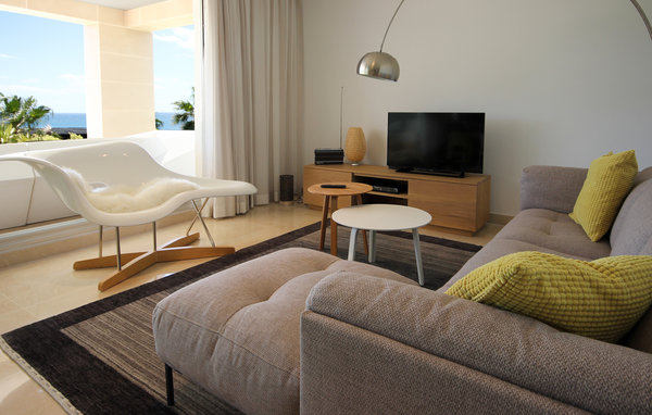 Apartment - Estepona , Spain - EAN106 303