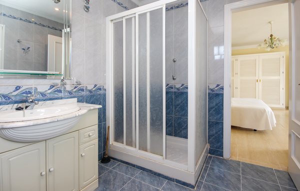 Apartment - Chaparral , Spain - EAN309 701