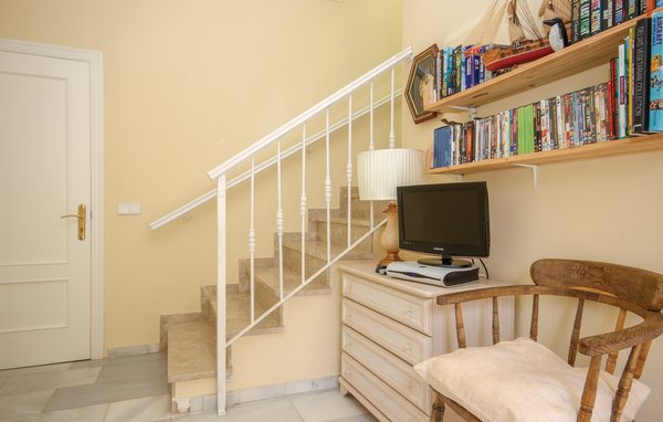 Apartment - Chaparral , Spain - EAN309 302