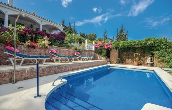 Apartment - Chaparral , Spain - EAN309 12