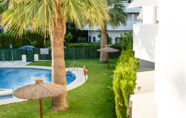 Apartment - Estepona , Spain - EAN682 11