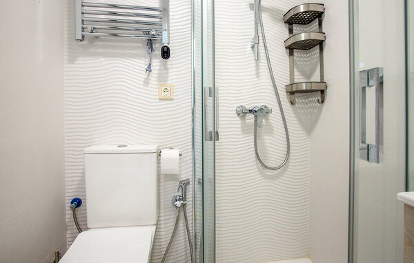 Apartment - Benidorm , Spain - EBC099 703