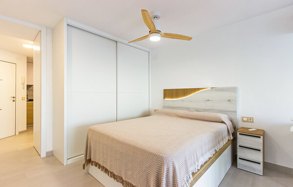 Apartment - Benidorm , Spain - EBC099 601