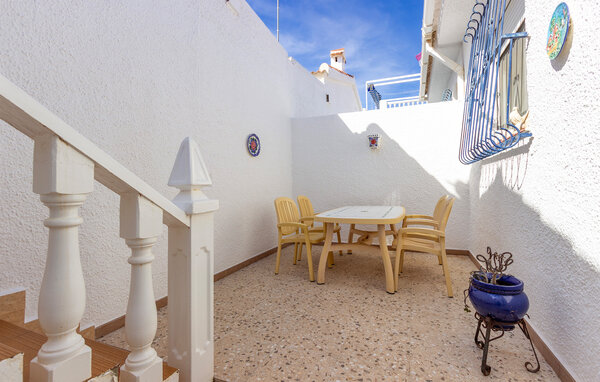 Holiday Home - Ciudad Quesada , Spain - EBC180 2