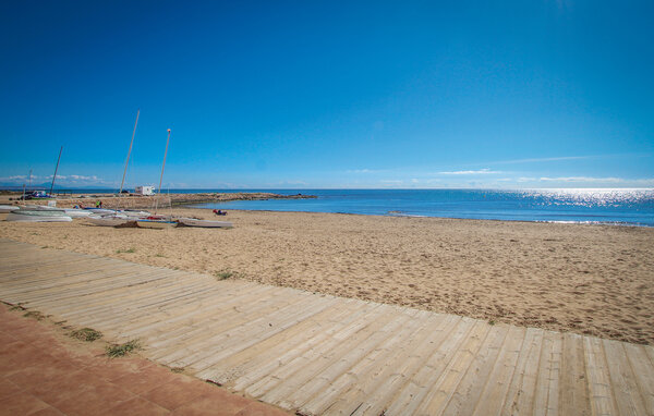 Apartamento - Torrevieja , España - EBC216 906