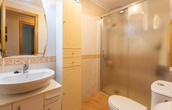Apartamento - Torrevieja , España - EBC216 701