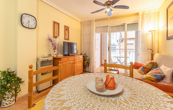 Apartamento - Torrevieja , España - EBC216 301